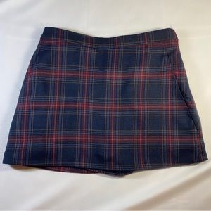 Forever 21 Women’s 90’s-Style Plaid Mini Skort - Size S